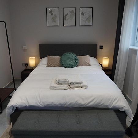 Luxury 5Bd Suite Guest House 런던 외부 사진
