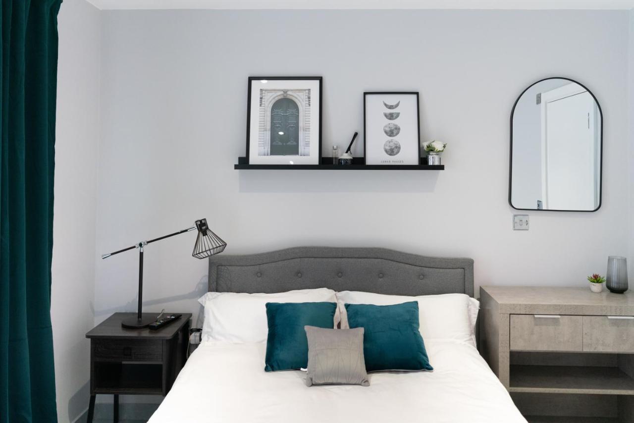 Luxury 5Bd Suite Guest House 런던 외부 사진