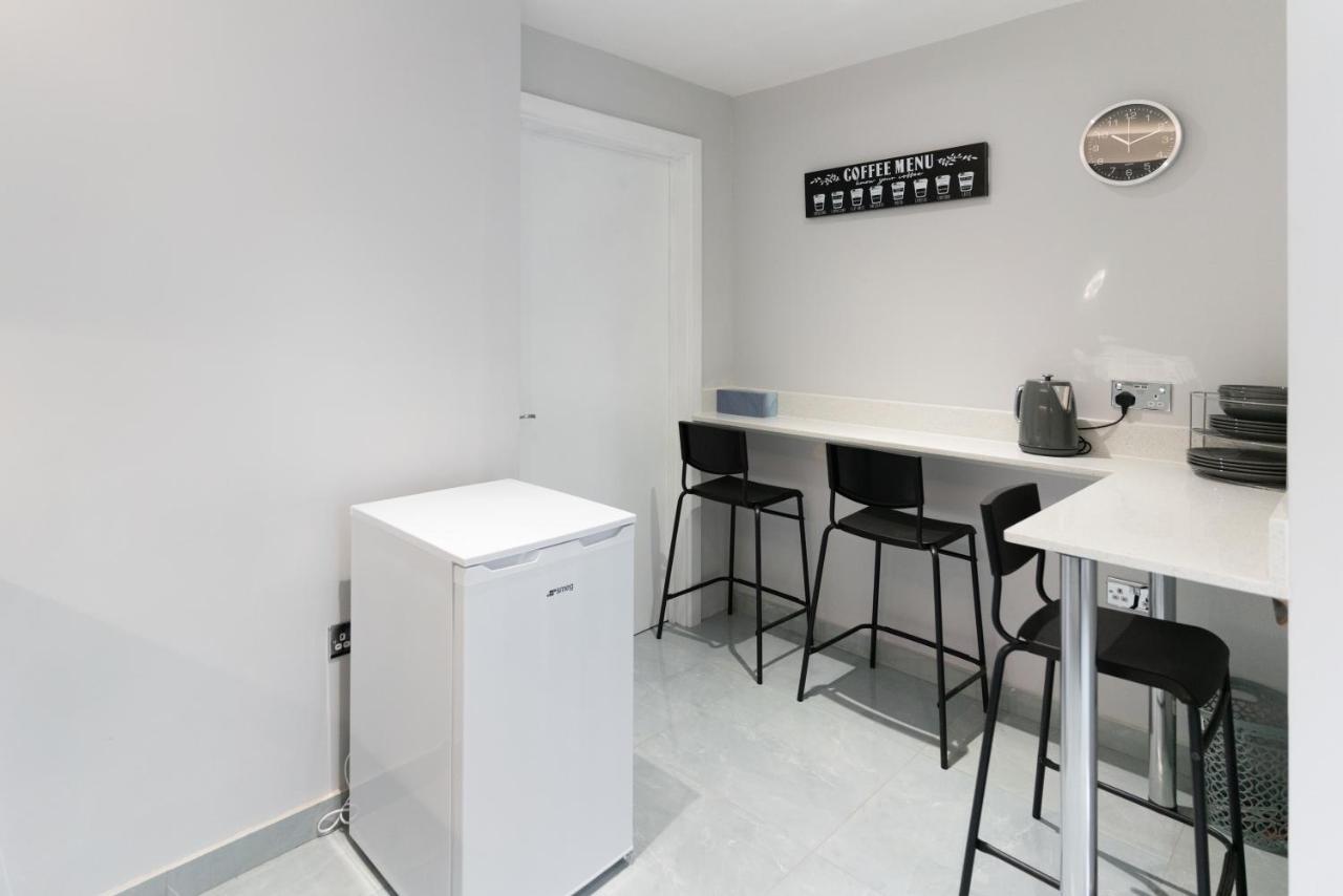 Luxury 5Bd Suite Guest House 런던 외부 사진