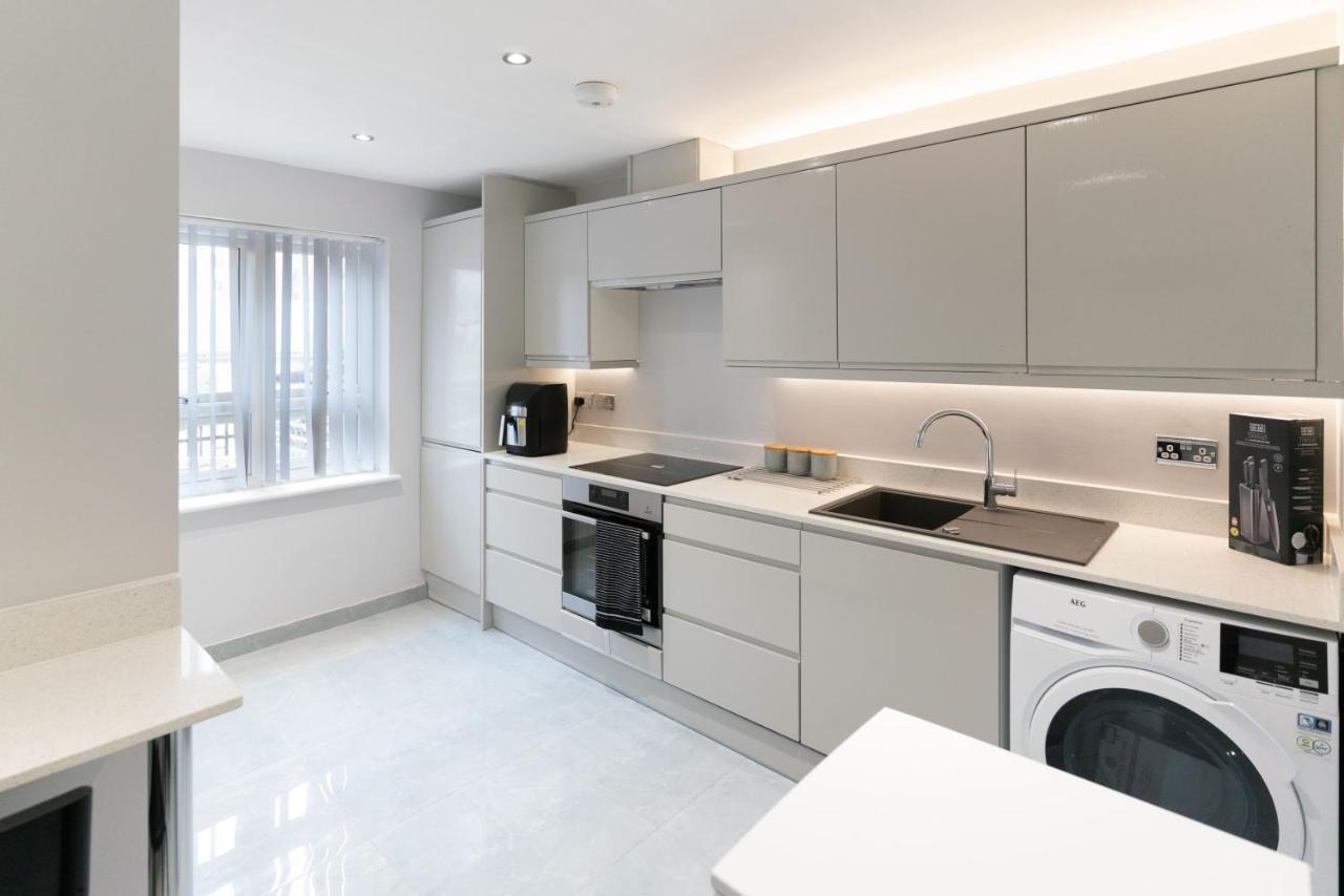 Luxury 5Bd Suite Guest House 런던 외부 사진