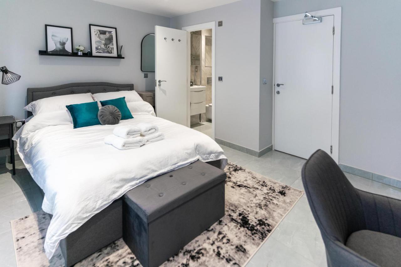 Luxury 5Bd Suite Guest House 런던 외부 사진