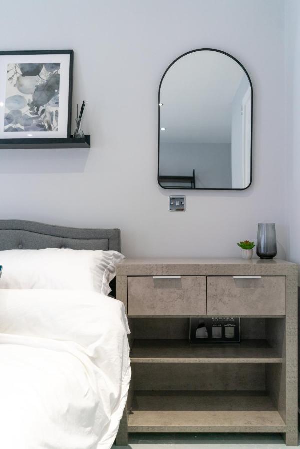 Luxury 5Bd Suite Guest House 런던 외부 사진