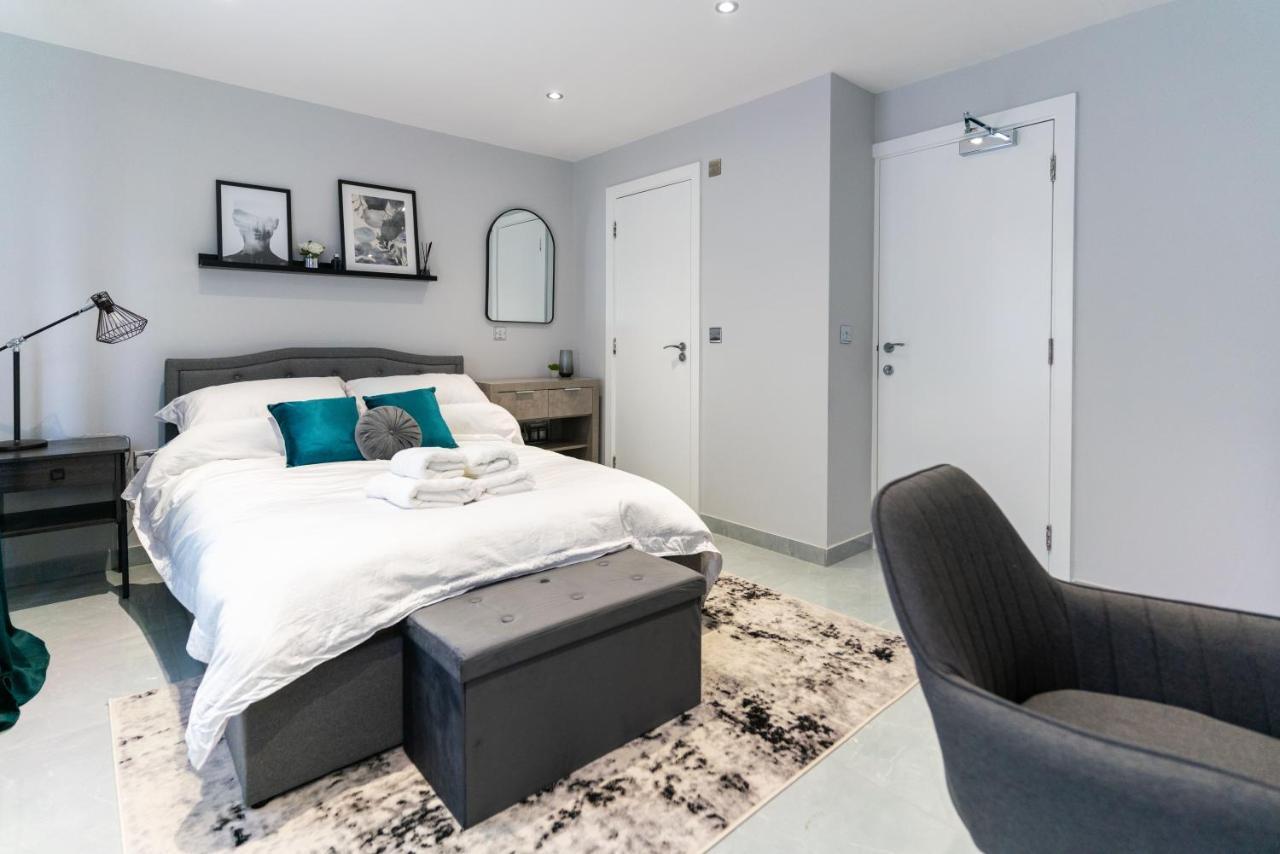 Luxury 5Bd Suite Guest House 런던 외부 사진