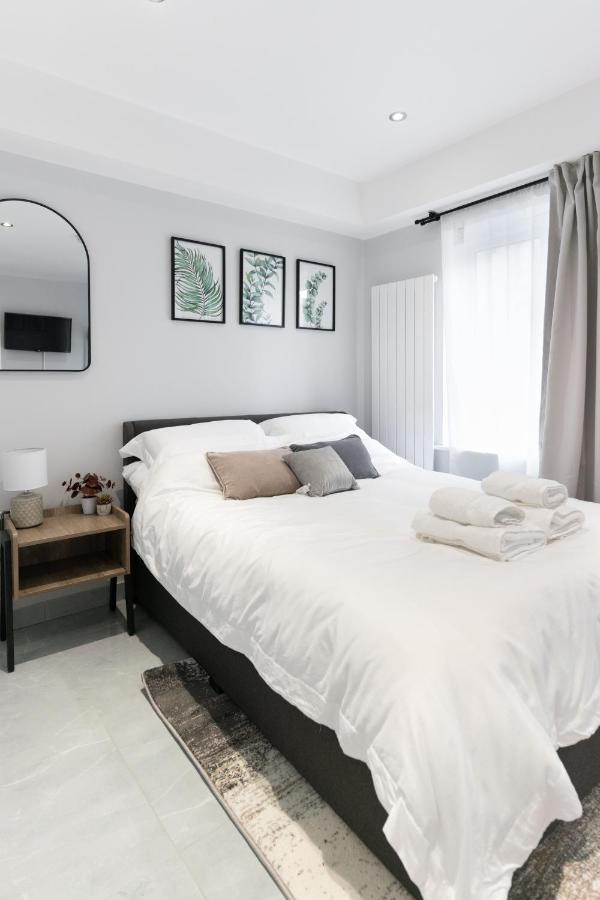 Luxury 5Bd Suite Guest House 런던 외부 사진